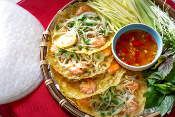 Vietnamese stuffed crispy omelette pancake