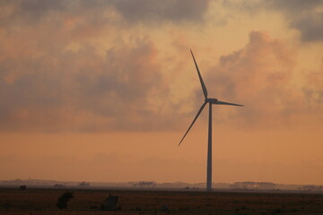 Fototapeta na wymiar Turbina de energia renovavel