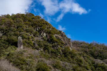 武田尾の山と青空の風景