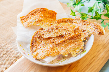 レンジで作る豆腐チップス