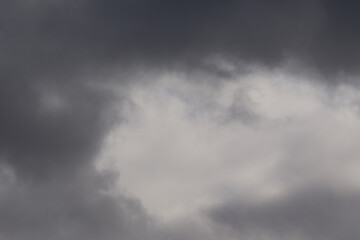 Obraz premium Stormy weather and dark clouds