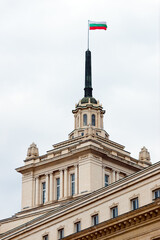 Fototapeta na wymiar The flag of Bulgaria on the spire of the 