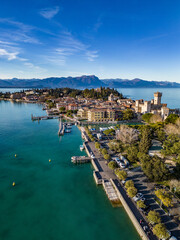 Sirmione, lago di garda, castello, primavera