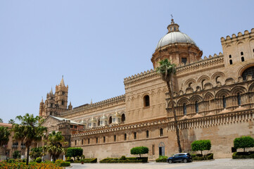 Fototapeta na wymiar Palazzo Reale im Palermo