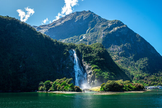 views of fiordland national park in new zealand