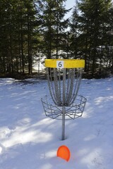 disc golf, sports and hobbies in spring