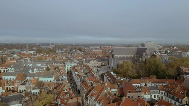 Pulling away from Notre Dame de la Treille in Lille France