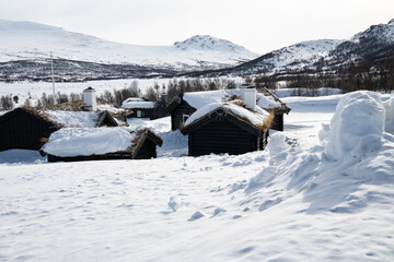 Verschneite Hütten  in Bessheimen , Jotunheimen, Norwegen 