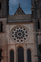 Obraz premium Night at Cathedral Notre-Dame de Chartres in Chartres, France