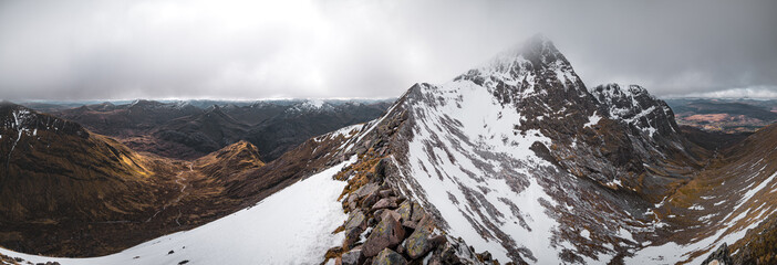 Ben Nevis from the Càrn Mòr Dearg Arête Panoramic © Nathan Hackett