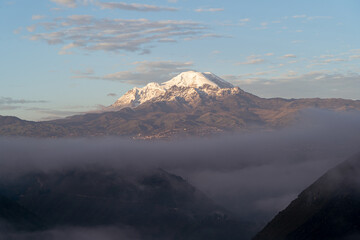 Fototapeta premium Sunrise of the Chimborazo volcano in the Ecuadorian Andes.