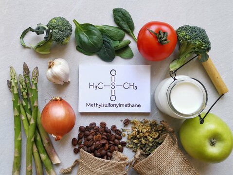 Foods high in methylsulfonylmethane with chemical structural formula of MSM (dimethyl sulfone). Foods that naturally contain sulfur or MSM. Natural sources of methylsulfonylmethane.