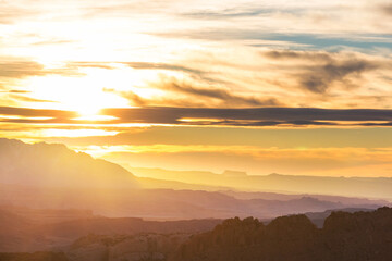 Obraz premium Mountains on sunset