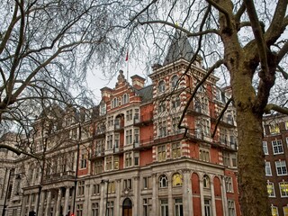 Fototapeta premium Taking a stroll through London