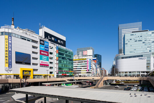 仙台駅前の風景