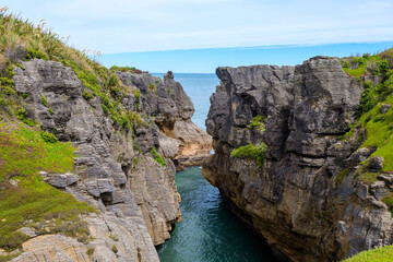 Fototapeta premium views of paparoa national park, new zealand