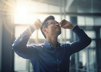 Obraz premium Business situation visualized in a bright office environment in a busy workplace