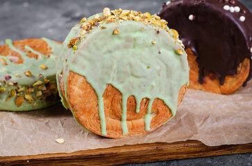 Round Croissant, New York Roll, Supreme Croissants, Trendy Pastry © julie208