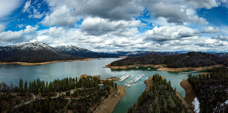 Mariners point marina Shasta lake California