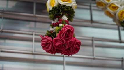 Red and White Garland