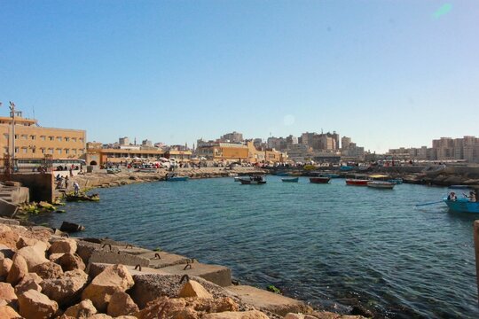 the waterfront area around the fort in the city of Alexandria
