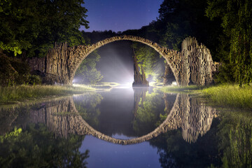Rakotzbrücke bei Nacht