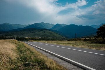 road to the mountains