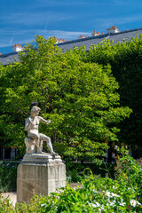Obraz premium Garden of the Palais Royal in Paris