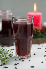 mulled wine with cinnamon