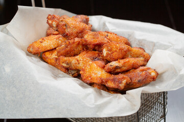 fried chicken wings with sauce