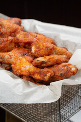 fried chicken wings with sauce