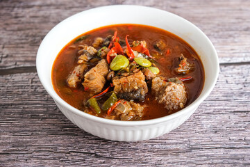 stir fried fishwith chili and petai