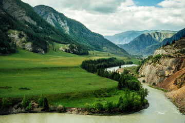 Fototapeta na wymiar Katun river valley. Altai republic, Siberia. Picturesque mountain landscape.