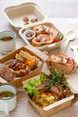 お洒落なランチ　パンのお弁当