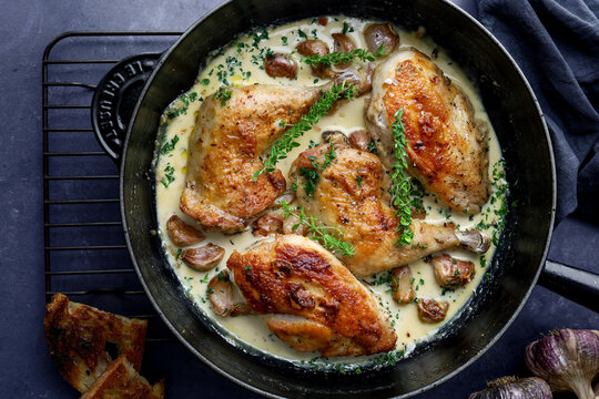 30 Clove Garlic Chicken In A Creamy Sauce