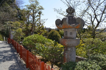 Fototapeta premium 鶴岡八幡宮参道からの景色
