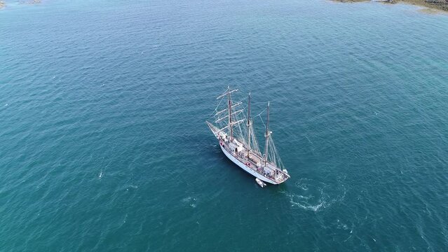 Bateau Le Marit&eacute; entre Granville et les Iles Chausey