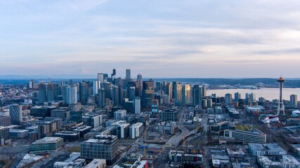 Seattle, Washington & Mount Rainier at dusk