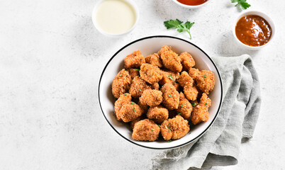 Crispy fried breaded chicken bites