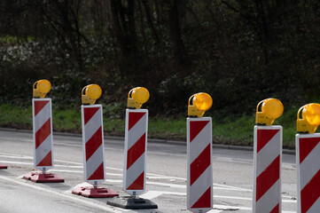 Signalbarken an einer Baustelle