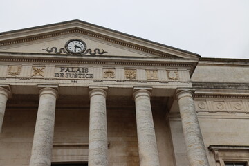 Fototapeta na wymiar detail of the facade of basilica
