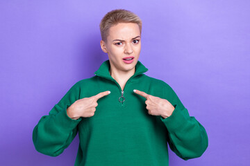 Photo of impressed questioned girl point fingers self herself isolated on violet color background - obrazy, fototapety, plakaty