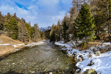 Obraz premium Champfèr, St. Moritz, Inn, Fluss, Lej Marsch, Wald, Wanderweg, Wintersport, Oberengadin, Langlauf, Schanze, Alpen, St. Moritzersee, Lej da Champfèr, Winter, Schweiz