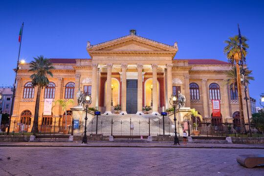 PALERMO, ITALY - NOVEMBER 10, 2022: Massimo Theater at twilight. The Teatro Massimo Vittorio Emanuele is an opera house opened in 1897.