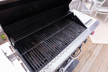 Outdoor gas grill