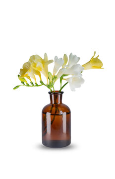vase with yellow flowers