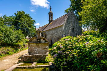   La Chapelle ND de Bonne-Nouvelle du village de Locronan un des plus beaux villages de France , Finistére, Bretagne, France