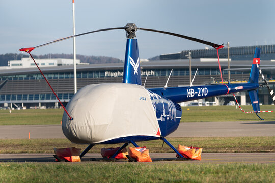Robinson R44 helicopter in Zurich in Switzerland 19.1.2023