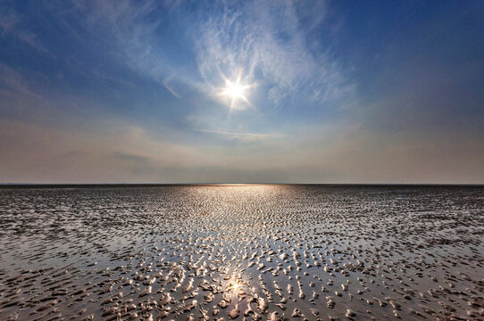 Lichtstimmung &uuml;ber dem Wattenmeer auf der Nordfriesischen Insel F&ouml;hr