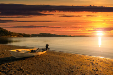 Fototapeta premium Trondheim fjord during sunset